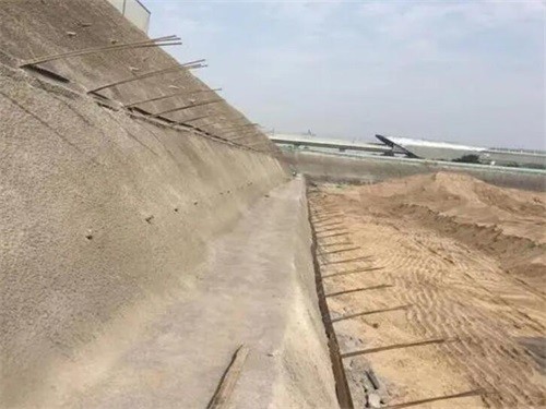 银川河道边坡加固